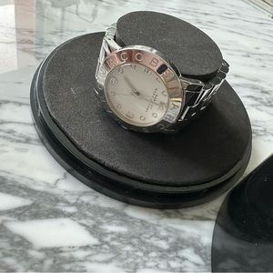 Marc Jacobs Amy White Dial Stainless Steel Ladies Watch MBM3054